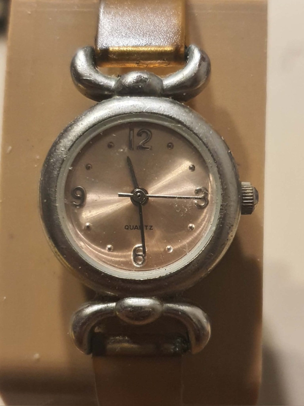 🦋10/$20🦋 Advance Silver/Pink Resin Women's Watch